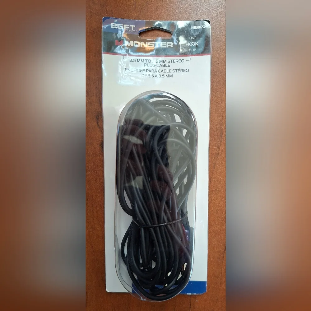 Monster Just Hook It Up 25ft Stereo Plug Cable 3.5mm JHIUOO23
